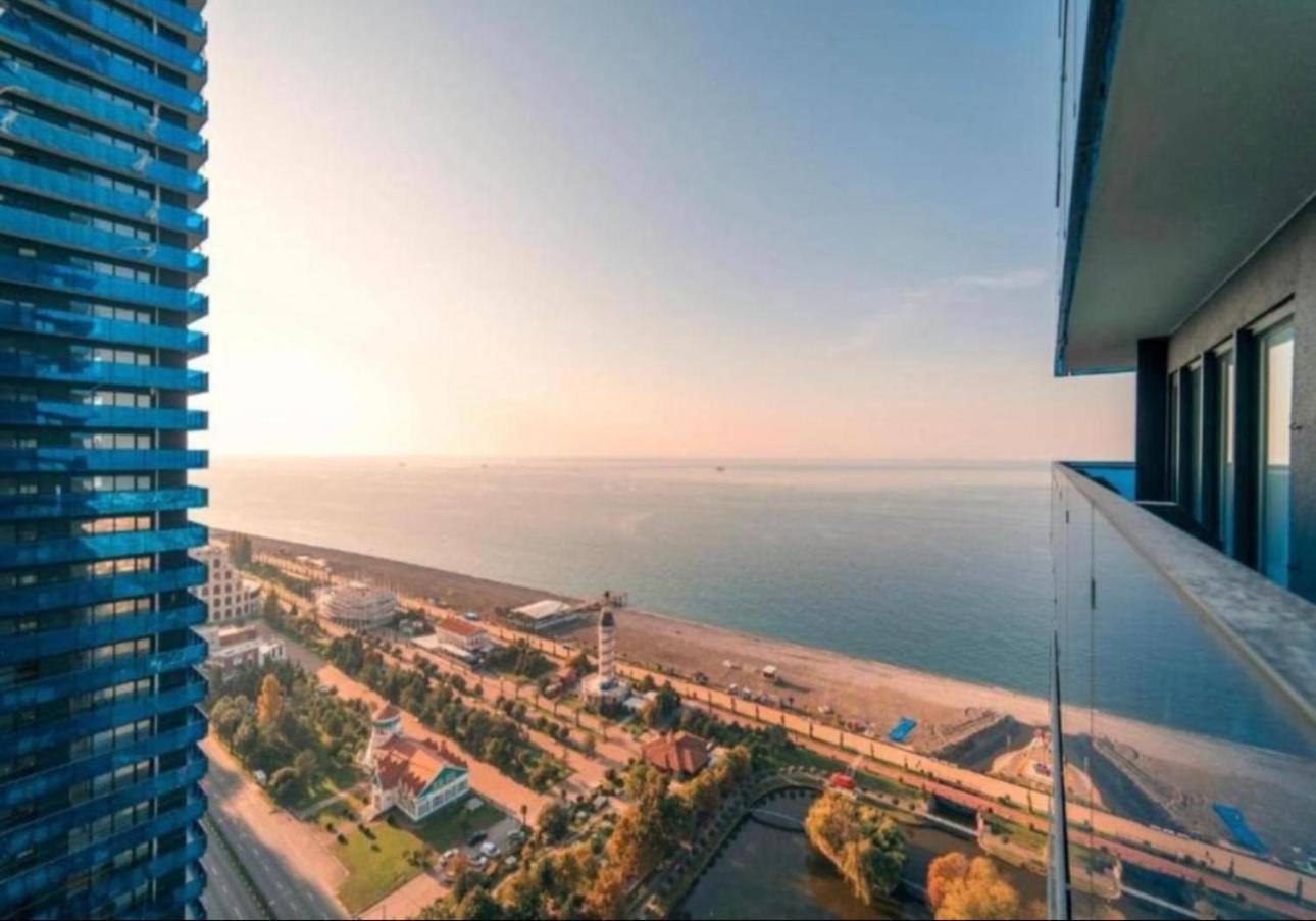 Orbi City Apartment With Sea View バトゥーミ エクステリア 写真
