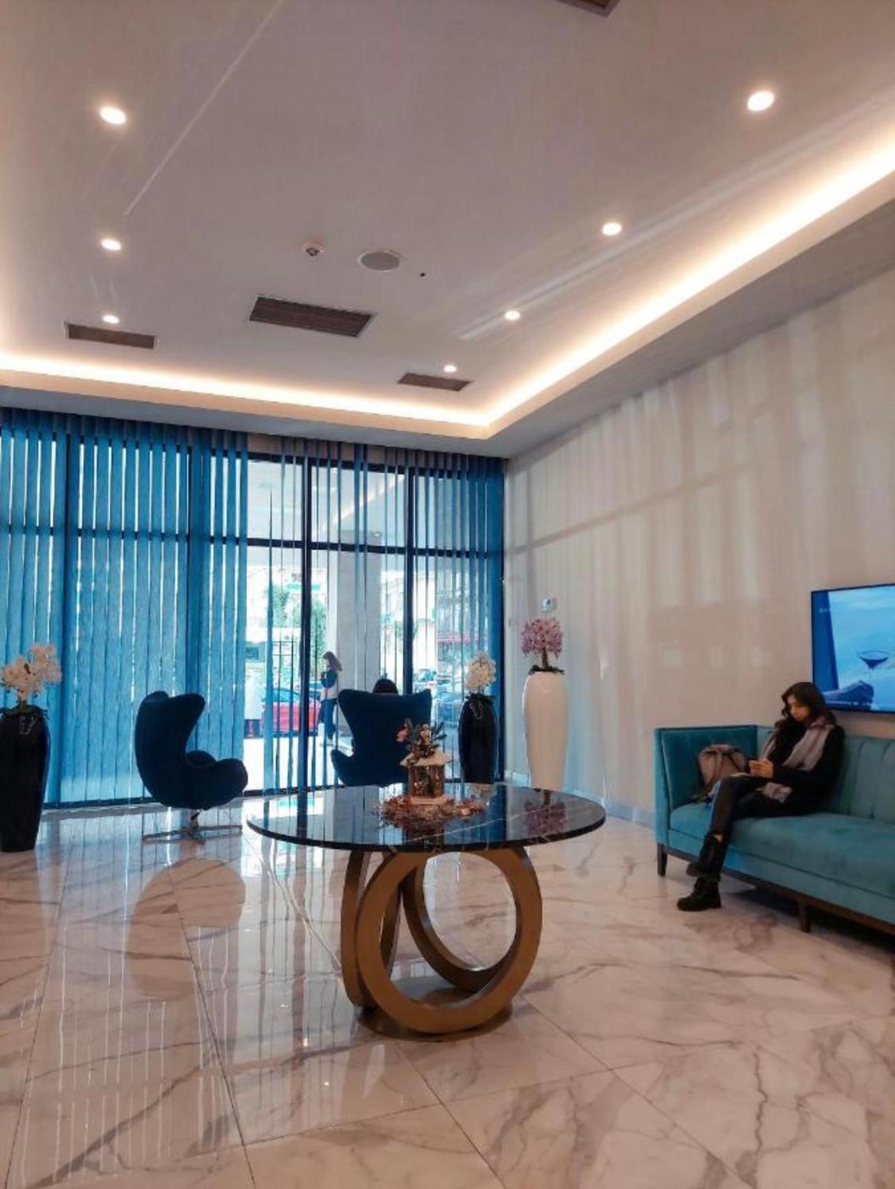 Orbi City Apartment With Sea View バトゥーミ エクステリア 写真