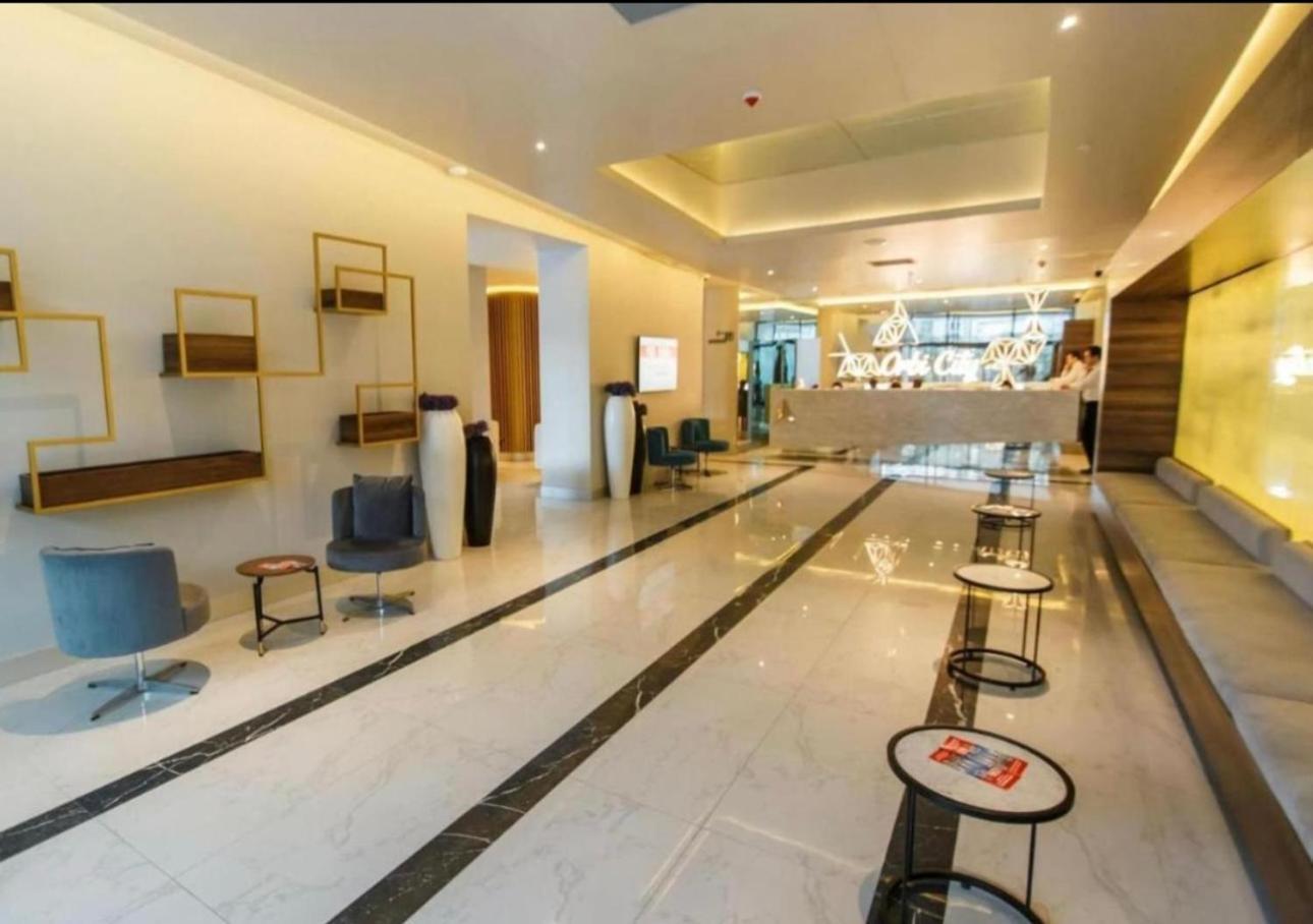 Orbi City Apartment With Sea View バトゥーミ エクステリア 写真