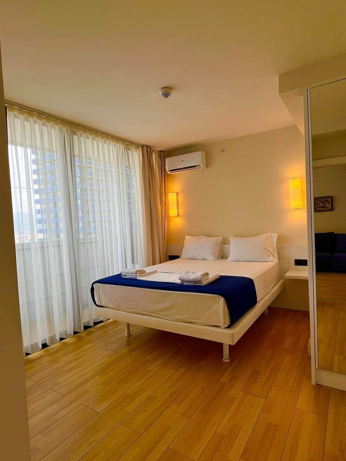 Orbi City Apartment With Sea View バトゥーミ エクステリア 写真