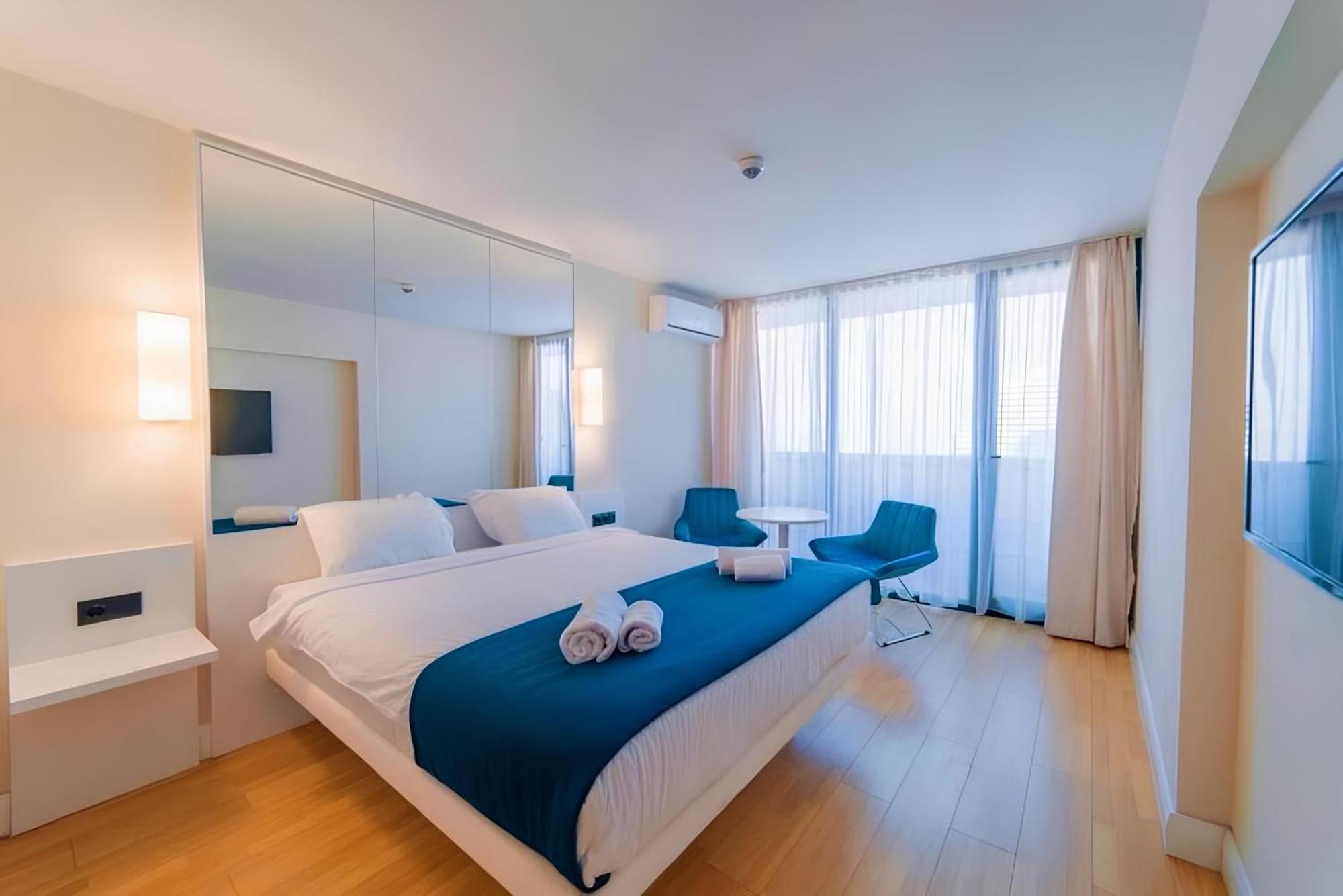 Orbi City Apartment With Sea View バトゥーミ エクステリア 写真
