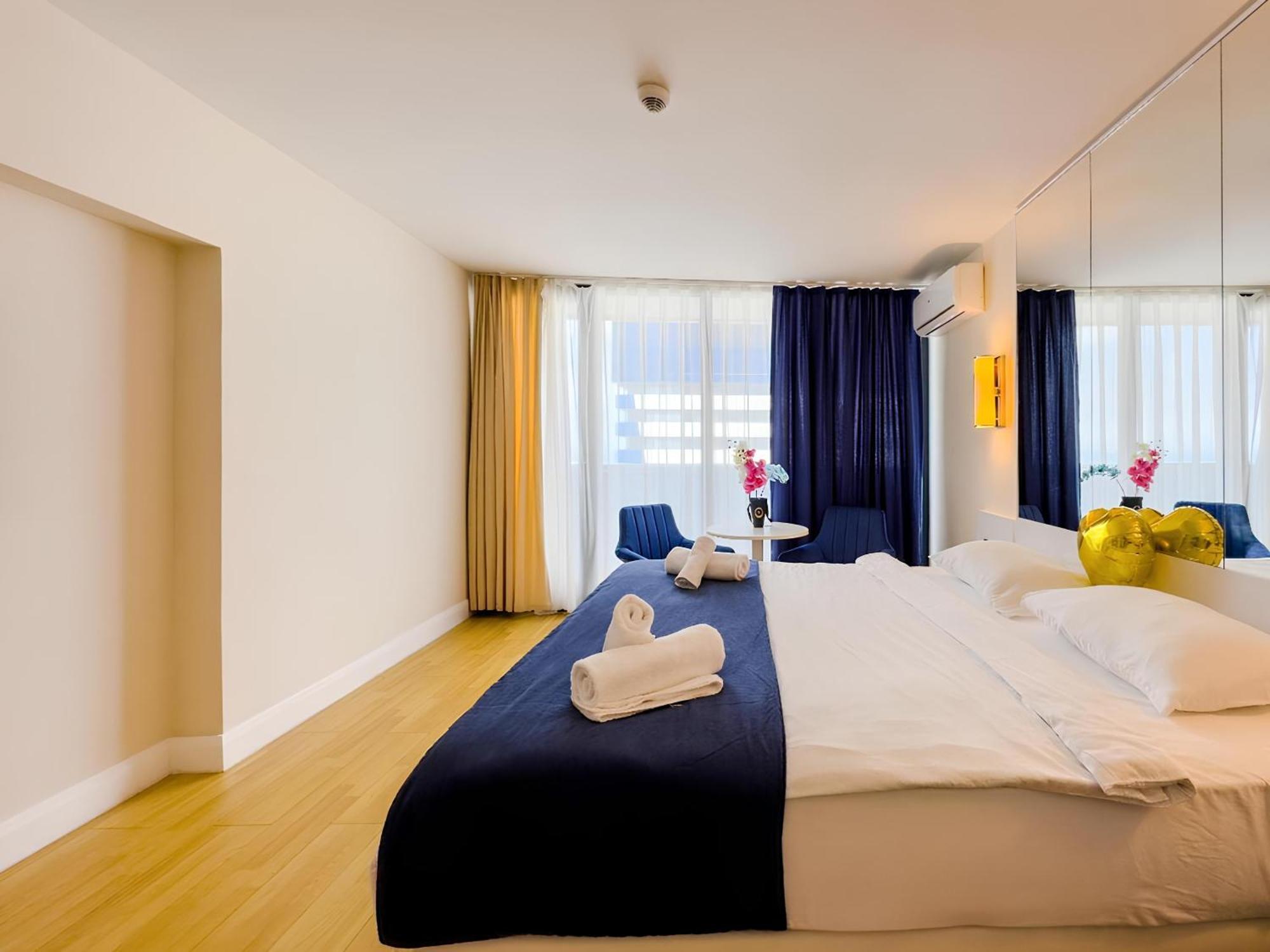 Orbi City Apartment With Sea View バトゥーミ エクステリア 写真